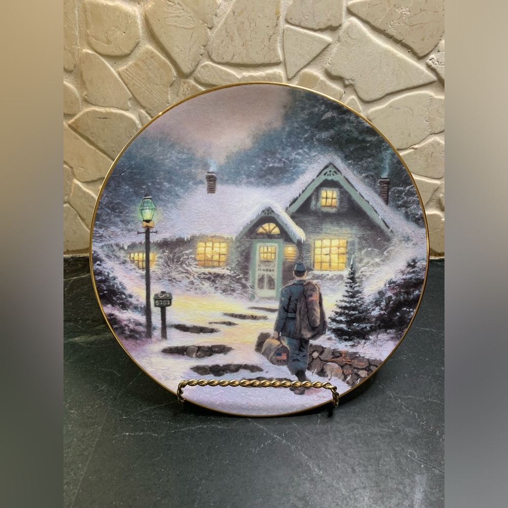 KNOWLES CHINA | Vintage 1991 Thomas Kinkade Plate | “Home Before Christmas”